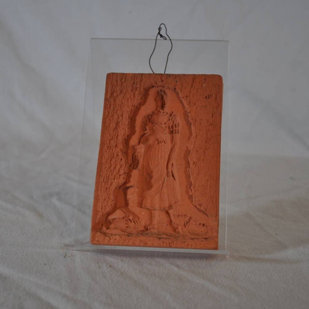 Handmade Clay Decoration - Recessed Carving
